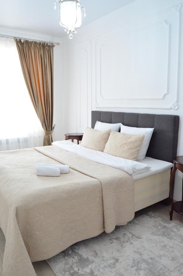 Golden Park Hotel Pavlodar Exterior photo