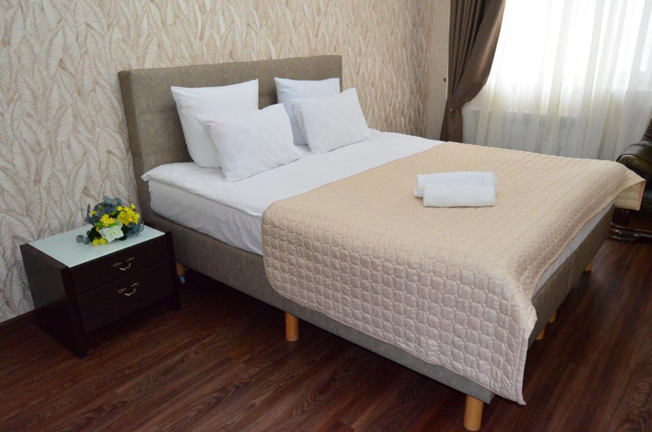 Golden Park Hotel Pavlodar Exterior photo